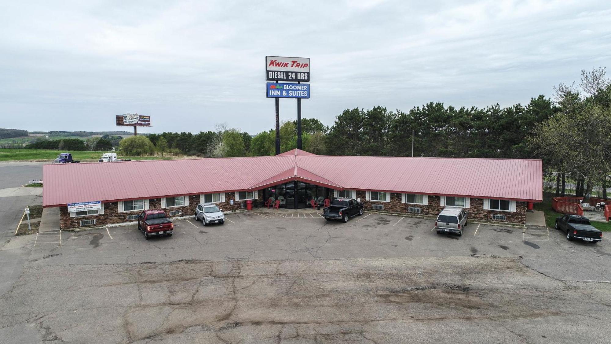 Bloomer Inn & Suites Kültér fotó