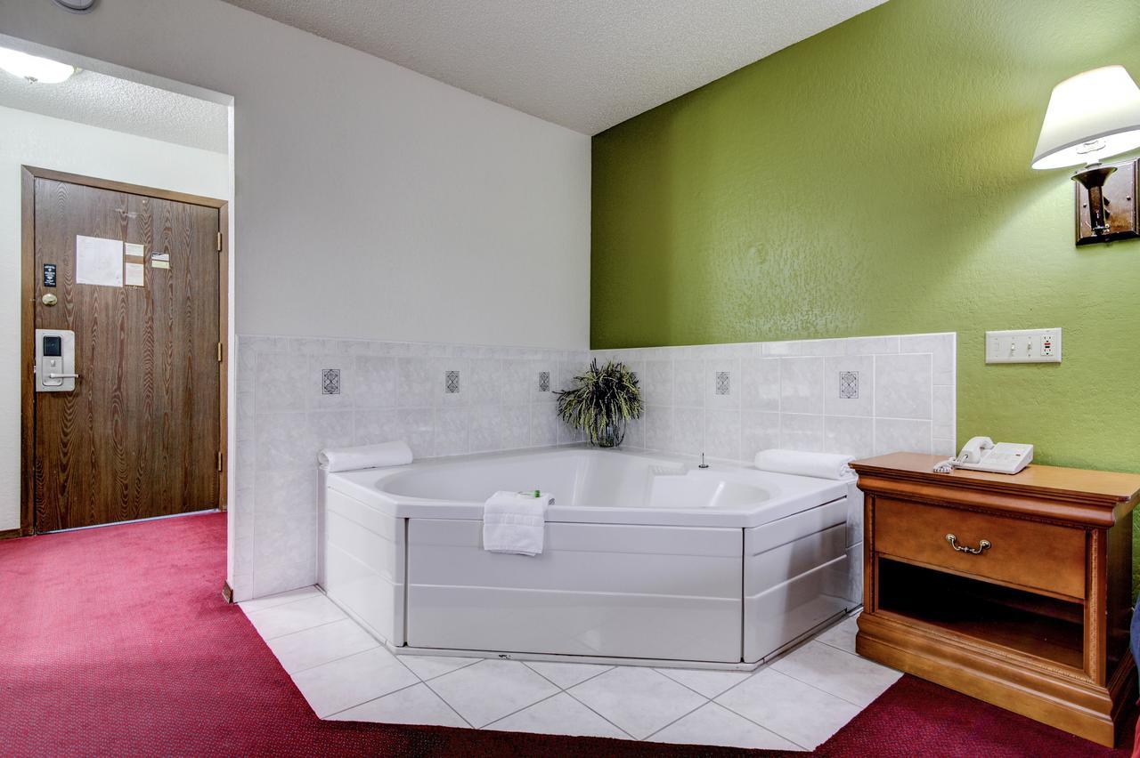 Bloomer Inn & Suites Kültér fotó