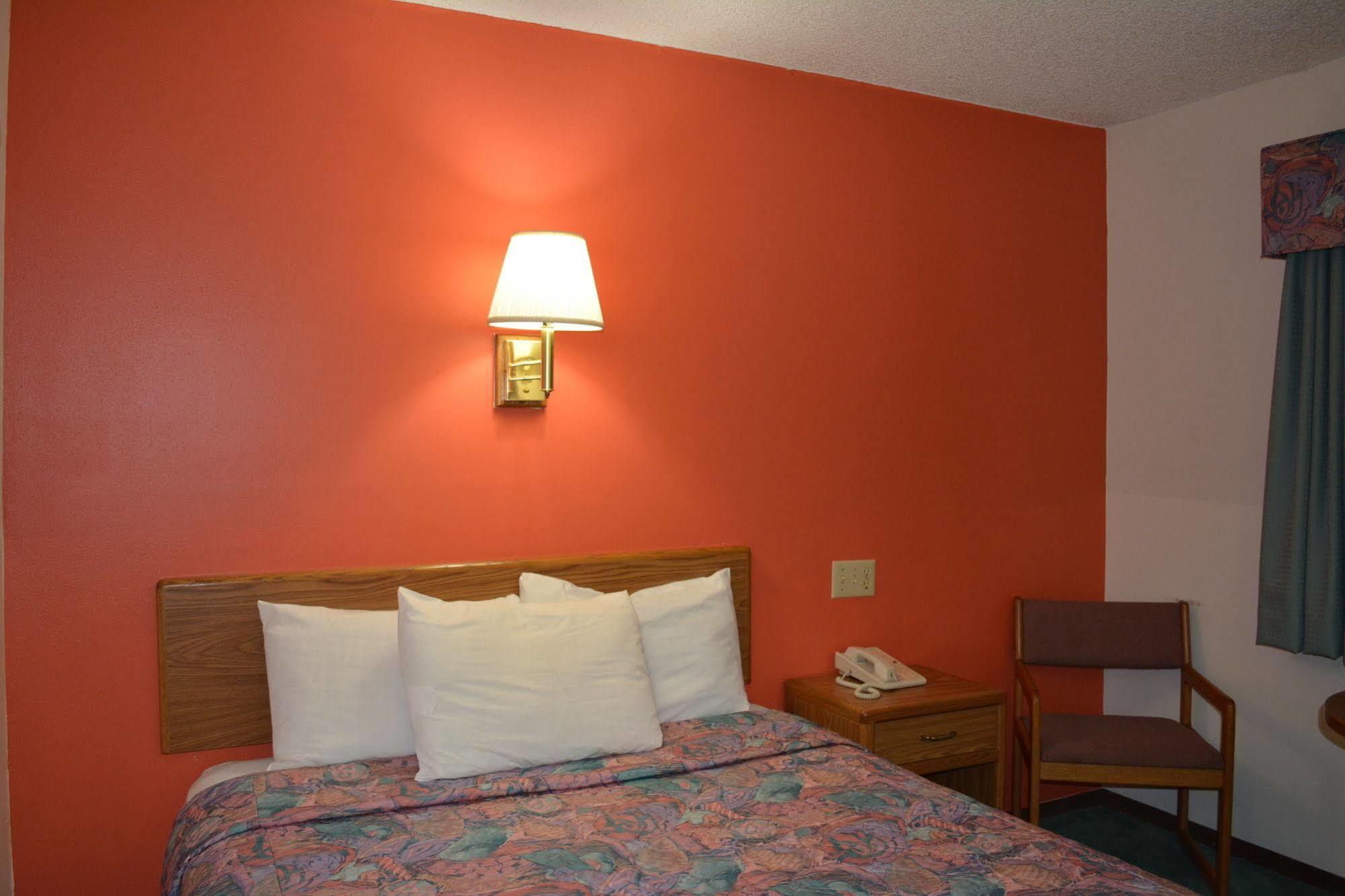 Bloomer Inn & Suites Kültér fotó