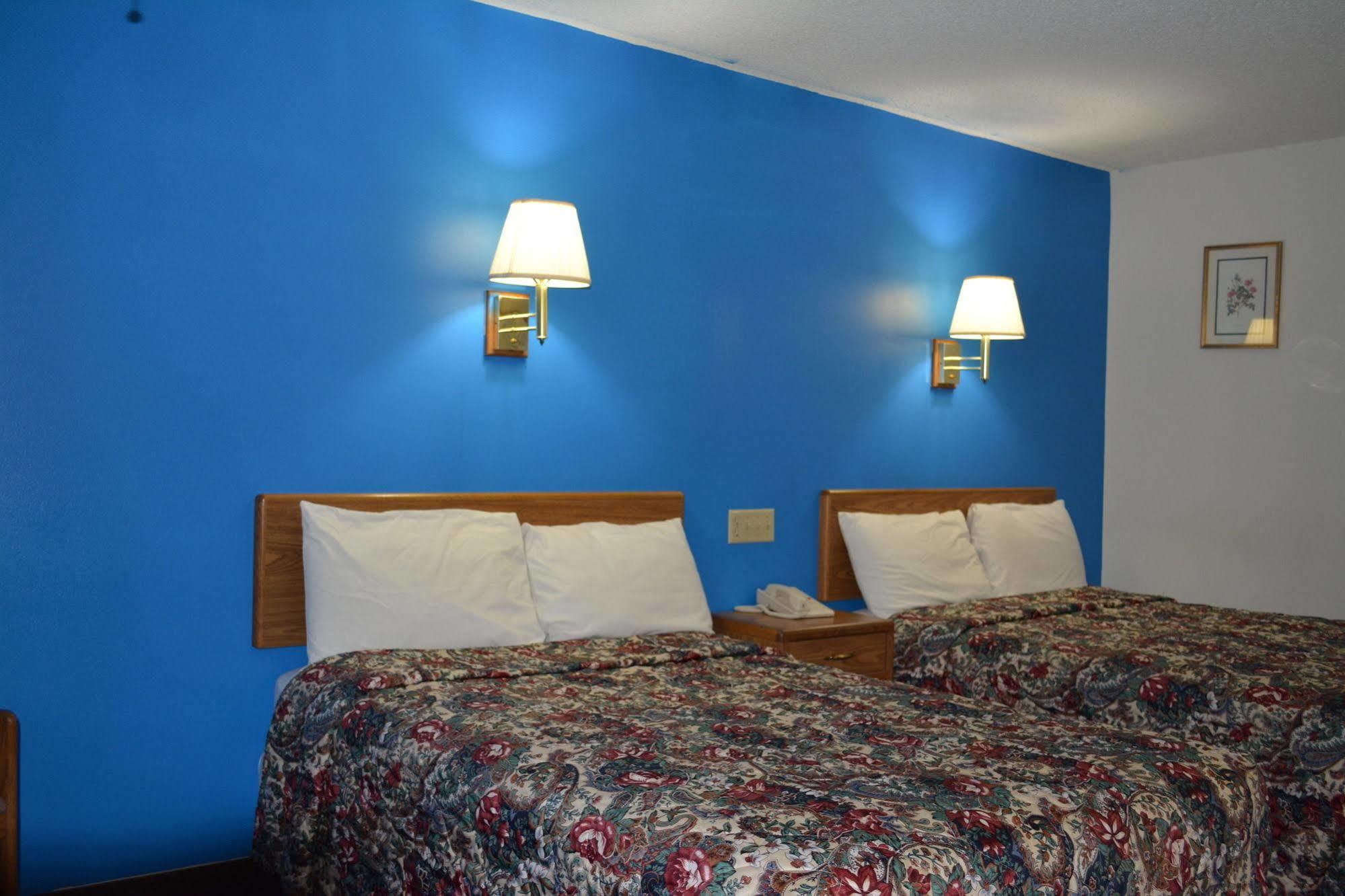 Bloomer Inn & Suites Kültér fotó