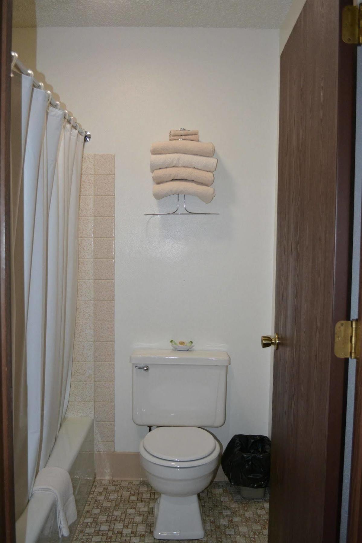 Bloomer Inn & Suites Kültér fotó