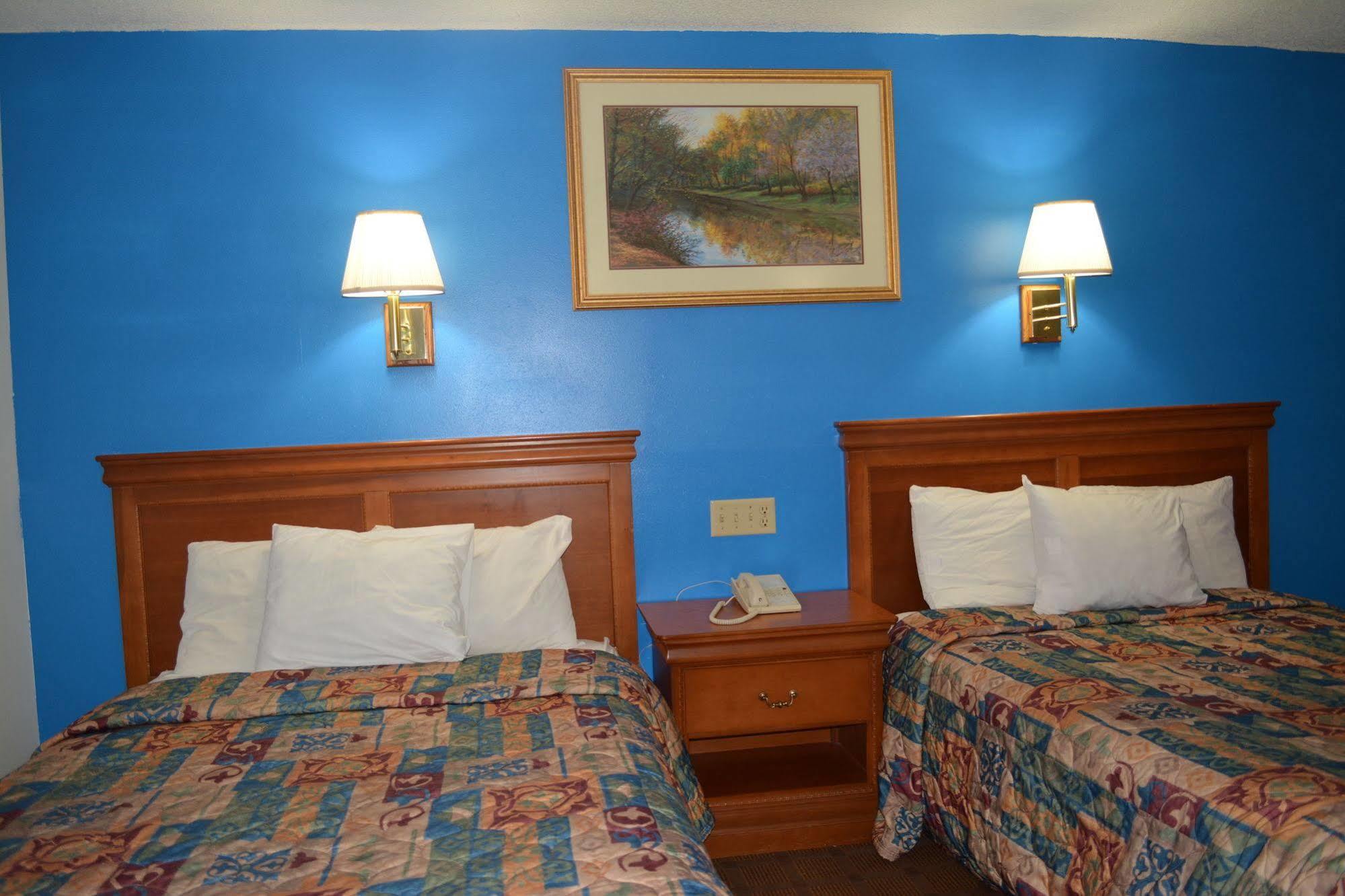 Bloomer Inn & Suites Kültér fotó